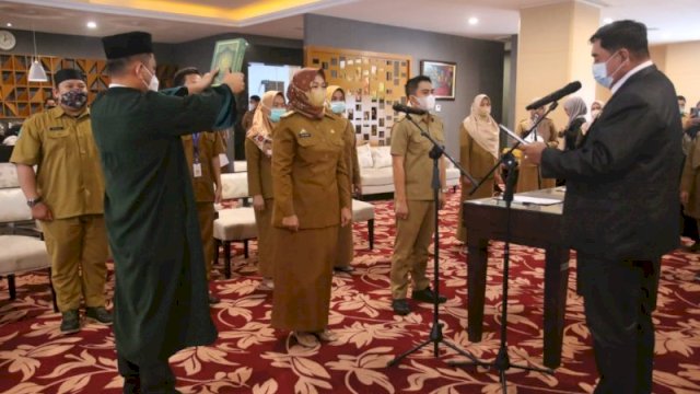 Sekprov Lantik 12 Pejabat Fungsional Lingkup Pemprov Sulsel.