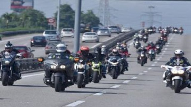 Ingat, Jangan Coba-Coba Sepeda Motor Pakai Jalur Tol, Ini Aturanya