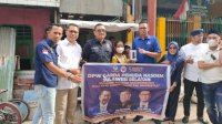 Peduli Pendidikan, Garda Pemuda NasDem Sulsel Bagi-bagi Handphone untuk Siswa Berprestasi-Kurang Mampu di Makassar