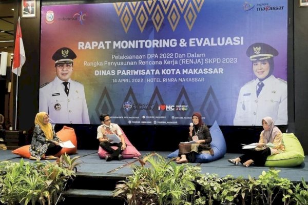 Dispar Makassar Rapat Monev dengan Konsep Lebih Santai-Serius