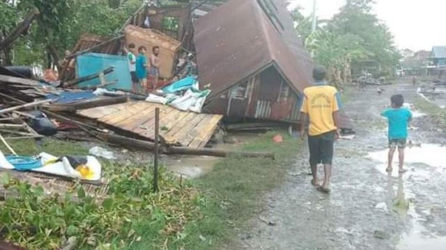 Ilustrasi Wajo diterjang angin puting beliung.(F-INT)