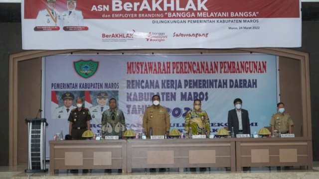 Bupati Maros Chaidir Syam Launching ASN Berakhlak dan Bangga Melayani Bangsa