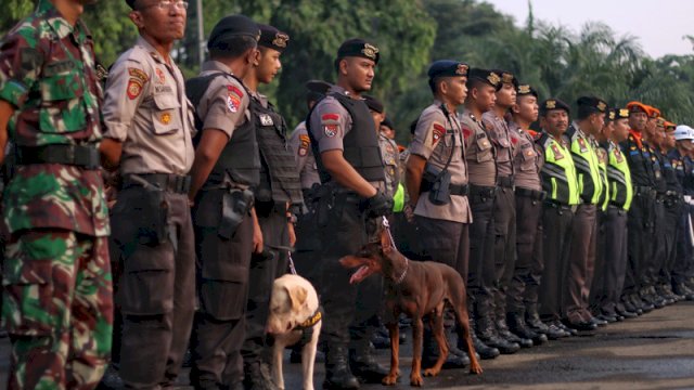 Ilustrasi Aparat Gabungan TNI-Polri.(F-INT)