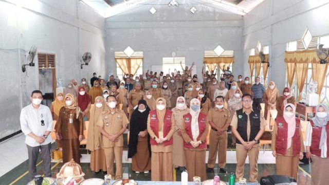 Bunda Literasi Maros Suhartina Bohari Jelajah Literasi Sekolah di 14 Kecamatan