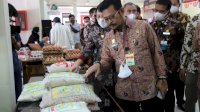 Kementan Bersama Pelaku Usaha Suplai Kedelai Untuk Pengrajin Tahu dan Tempe
