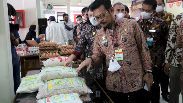 Kementan Bersama Pelaku Usaha Suplai Kedelai Untuk Pengrajin Tahu dan Tempe