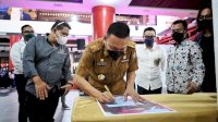 Kadis Kominfo Makassar Mahyuddin Apresiasi Pameran Foto dan Peluncuran Buku PFI