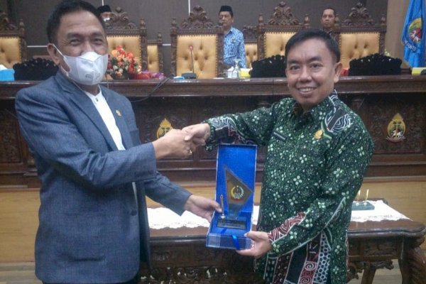 Nurdin Mappiara Pimpin Kunjugan ke DPRD Jeneponto Bahas Perda Inisiatif