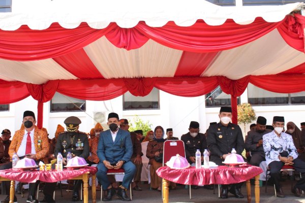 Peringatan Hari Gugurnya Dua Pahlawan Nasional asal Takalar Digelar Upacara dan Ziarah Kubur