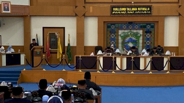 DPRD Pangkep Terima Penyerahan Dua Ranperda dari Pemkab, Salah Satunya Soal Bantuan Hukum bagi Masyarakat