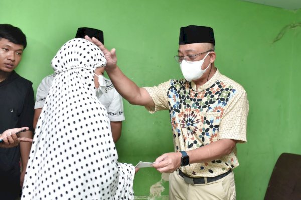 Bulan Puasa, Dirut Perumda Air Minum Makassar Beni Iskandar Berbagi dengan Anak Panti Asuhan