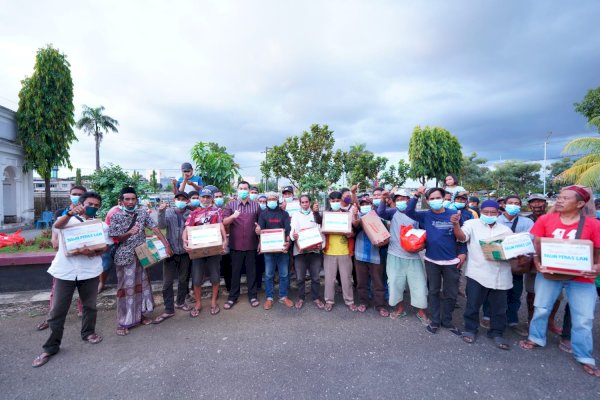 Ratusan Pabentor di Pangkep Dapat Bantuan