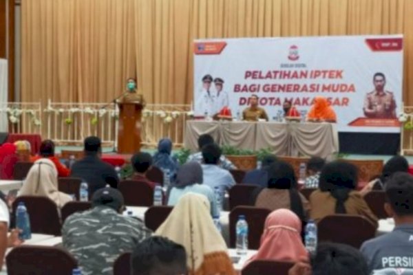 Supaya Melek di Era Digitalisasi, Dispora Makassar Latih Ratusan Pemuda