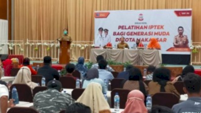 Supaya Melek di Era Digitalisasi, Dispora Makassar  Latih Ratusan Pemuda