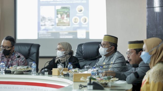 Wali Kota Makassar Moh. Ramdhan "Danny" Pomanto.