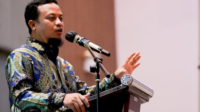 Gubernur Sulsel Instruksikan ASN dan Warga Muslim Tunaikan Zakat