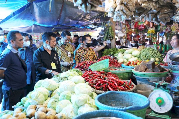 H-1 Bulan Ramadhan, Mentan SYL Sidak Pasar Pastikan Stok dan Harga Pangan Stabil