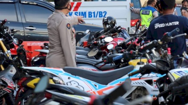 Baru Tiga Hari Puasa, Polrestabes Makassar Sudah Amankan Ratusan Motor Pelaku Balap Liar.