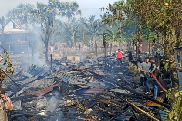 Kebakaran di Jeneponto Sulsel, 10 Rumah dan 3 Unit Motor Hangus