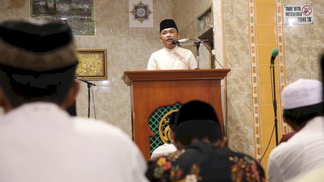 Ilham Azikin Sampaikan Pentingnya Kebersamaan