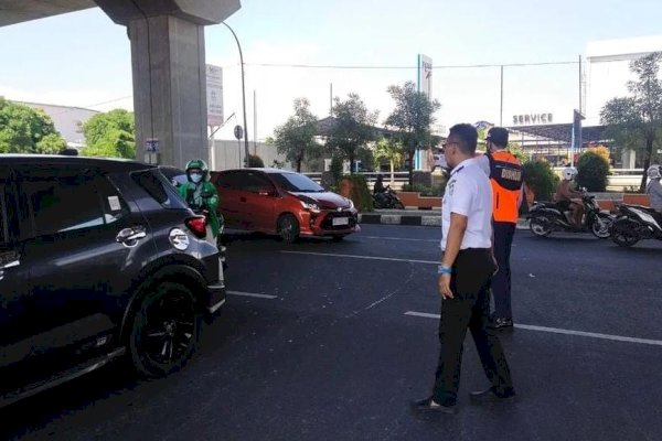 Temukan Macet, Kadishub Iman Hud Turun Langsung Atur Lalu Lintas