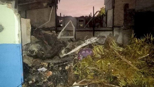 Kebakaran Di Jalan Pandang, Gubernur Sulsel Instruksikan Kirim Bantuan Logistik