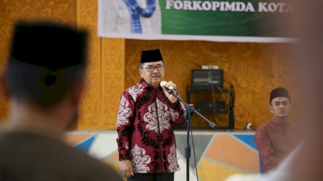 Walikota Judas Amir.