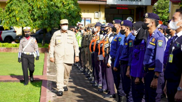 Bupati Maros Chaidir Syam Pimpin Apel Operasi Ketupat 2022.