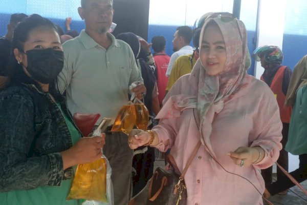 Ketua NasDem Putri Dakka Berbagi, Ribuan Paket Sembako Sasar Warga Se-Luwu Raya