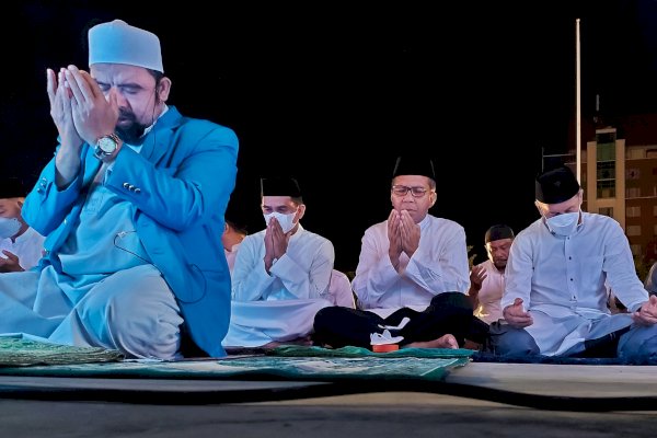 Tak Pernah Absen di Shalat Subuh Berjamaah, Danny Pomanto Puji Sikap Konsisten Ketua DPRD Makassar Rudianto Lallo