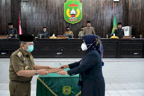 Hadiri Rapat Paripurna di DPRD Palopo, Walikota Judas: LKPj Cerminan Kinerja Pemda