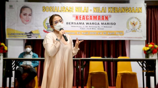 Legislator Golkar Sulsel Debbie Rusdin Sosialisasi Nilai-nilai Kebangsaan.