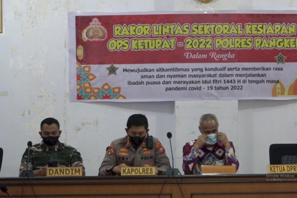 Di Pangkep, Dua Pospam 117 Personil Gabungan Amankan Arus Mudik Lebaran 2022