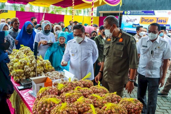 Gelar Pasar Tani Ramadan Gorontalo Laris Dibeli Masyarakat