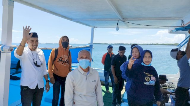 Wabup Syahban Lebaran di Kalmas, Desa Pammantauang Perbatasan Kaltim – Jawa Timur