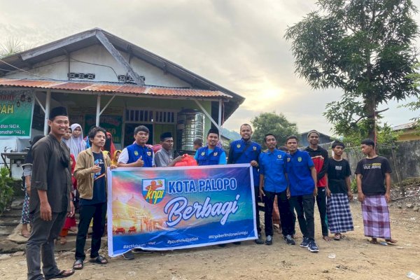Jelang Idul Fitri, KNPI Palopo Berbagi ke Panti, Tukang Becak Hingga Tukang Ojek