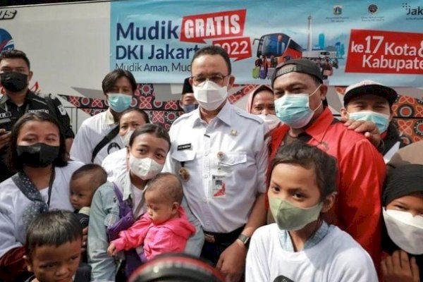 Jubir PSI Sebut Anies Bagikan Kaus ke Pemudik, TGUPP: Penyebar Hoax Begini Enaknya Diapain?