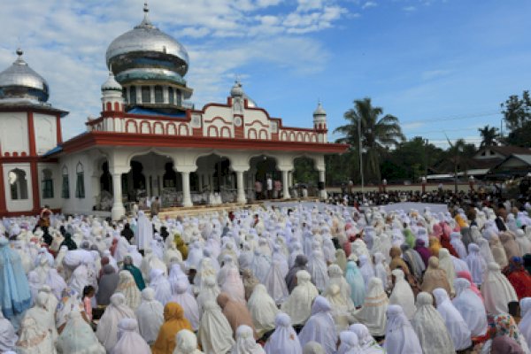 Di Aceh, Ribuan Pengikut Thariqat Syattariyah Rayakan Lebaran Hari Ini