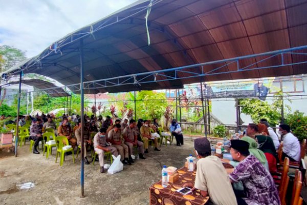 Ketua DPRD Palopo Nurhaeni Reses di Dapil III Kecamatan Wara Selatan