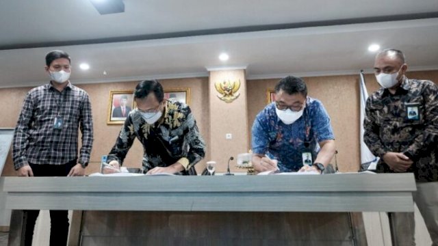 Gandeng Bank Sulselbar, PLN Mudahkan Pelanggang Tegangan Tinggi Bayar Rekening Listrik