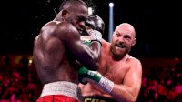 Kalahkan Whyte, Tyson Fury Pertahankan Gelar Juara WBC