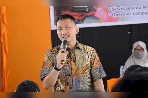 Dikomentari Negatif di Medsos oleh Eks Pejabat, FKJ Tetap Santuy dan Tenang: Bukti Ngefans Berat ke Saya!