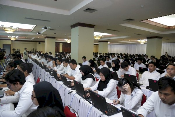 Ratusan CPNS Pilih Mundur, DPR Minta Pemerintah Transparan Mengenai Gaji saat Rekrutmen