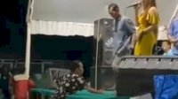 Lagi Asyik Bernyanyi dengan Biduan, Pria Ini Kaget Istri Datang Ngamuk, Langsung Disuruh Pulang