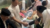 Bikin Haru, Sepasang Kekasih Gelar Akad Nikah di Depan Orang Tua yang Lagi Terbaring Sakit