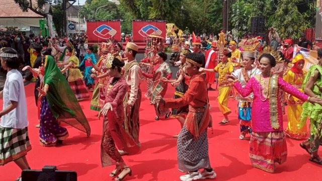 Damkar Makassar Meriahkan Hari Kebudayaan, Dari Memakai Pakaian Adat Hingga Gelar Marching Band Lagu Daerah