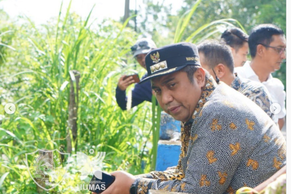 Bupati Maros Chaidir Syam Tinjau Jembatan Ambruk di Tompobulu