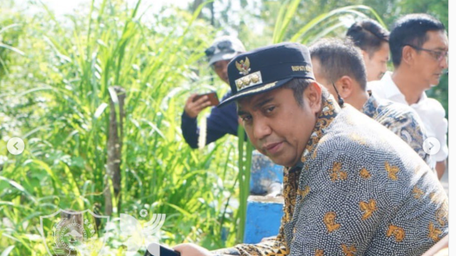 Bupati Maros Chaidir Syam Tinjau Jembatan Ambruk di Tompobulu.