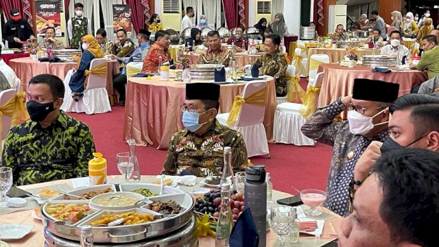 Rakor dengan Gubernur, Walikota Palopo Judas Amir Jelaskan Penanganan Arus Balik 2022