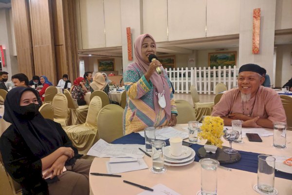 Kumpulkan Warga Kelurahan, KPU Makassar Bahas Bahayanya Politik Uang